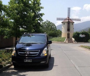 juan Turismo en Chile en Santiago |  Van para turistas en santiago y valparaiso , Arriendo de van con chofer