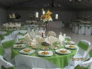 oliver Turismo en Chile en Santiago |  Matrimonios black&lemon. Con decoraci&oacute;n &uacute;nica, gastronom&iacute;a de primer nivel e infraestructura necesaria, contamos con  salones y parcela, Presupuestos con todo incluido
