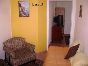 Alicia Calderon Turismo en Chile en Valpara&iacute;so |  Casa duplex arriendo diario, 1 dormitorio, valparaiso, Avenida alemania, valparaiso, fono 97508350, buena ubicacion, costa