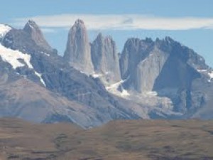 Rodolfo Diaz Miranda Turismo en Chile en Torres del Paine |  Paquetes de turismo de trekking a la base las torres en el parque , Torres del payne en el dia grupal reservas de fechas aqui ahora 