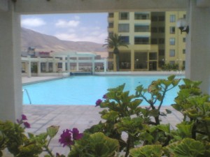  Turismo en Chile en Iquique |  EN IQUIQUE ARRIENDO DEPARTAMENTOS AMOBLADOS FRENTE AL MAR 1-2-3 DOR, 57-418379/  www.apartnet.cl / piscina - gimnacio- cancha de tenis
