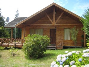 Rene Alarcon Turismo en Chile en Puc&oacute;n |  Hermosa caba&ntilde;a Villarrica-Pucon, Ubicada en Km. 8 carretera de Villarrica-Pucon