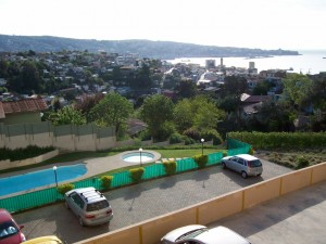 lily Turismo en Chile en Valpara&iacute;so |  Ofresco en arriendo departamento en VAlparaiso , vista al mar , piscina , totalmente equipado, arriendo por dias, estacionamiento