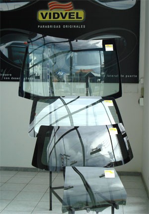 PARABRISAS EXPRESS Turismo en Chile en &Ntilde;u&ntilde;oa |  PARABRISAS PARA AUTOMOVILES Y CAMIONETAS., VIDRIOS INASTILLABLES Y TEMPLADOS.