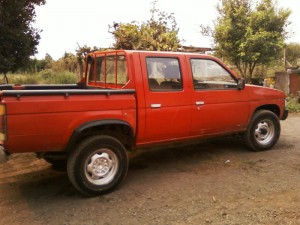  Turismo en Chile en Los Angeles |  camioneta nissan doble cabina 4x4, todo terreno, butacas
