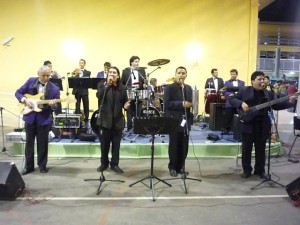 Osvaldo Turismo en Chile en La Reina |  orquesta tropical banda bailable grupo conjunto sonora SAN CRISTOBAL evento, musica en vivo para matrimonio fiesta aniversario cumplea&ntilde;o evento
