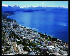 AGENCIA TRANSVERSAL CHILE Turismo en Chile en Puc&oacute;n |  DESAFIOS TRANVERSAL       VIAJES Y PROMOCIONES  A SAN CARLOS DE BARILOCHE,   PROGRAMA  DE VIAJE  SISTEMA TODO INCLUIDO A SAN CARLOS DE BARILOCHE