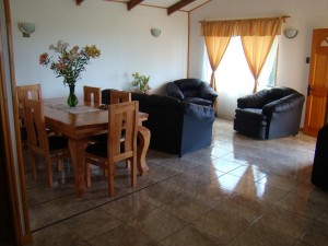  Turismo en Chile en Isla de Pascua |  arriendo casa-caba&ntilde;a en isla de pascua , agradable casa-caba&ntilde;a desde 2 ha 6 personas comodamente 