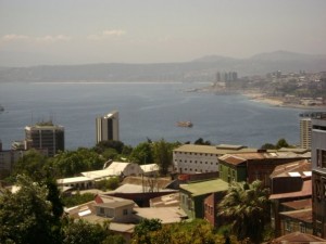 Alicia Calderon Turismo en Chile en Valpara&iacute;so |  Arriendo diario casa amoblada en valparaiso. Fono 97508350 desde $18000, cercana a playas, ubicada en avenida alemania altura plaza bismark 