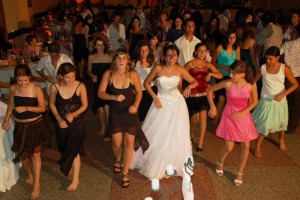 Dj-Ary Turismo en Chile en Rancagua |  Musica-Dj,Iluminacion,Sonido-Animacion de fiestas,matrimonios, eventos, En Rancagua y Sexta region;Tel:09 9634908 - 72/ 964222
