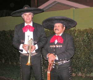 RENE MARTINEZ Turismo en Chile en Santiago |  charros martin, santiago mariachis juarez