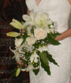 MAURICIO ROJAS Turismo en Chile en Santiago |  ARREGLOS FLORALES DE MATRIMONIOS, RAMOS NOVIA, DESPACHO A DOMICILIO, CAMINOS DE LUZ, ATRILES, PEDESTALES, CENTROS DE MESA