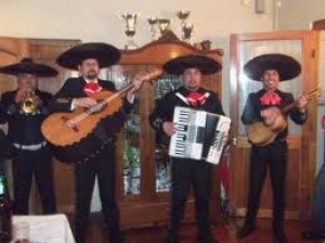 Mariachis Chile Mexico Turismo en Chile en Renca |  Cena Romantica y Mariachis.. panorama Perfecto!!, Mariachis en el d&iacute;a de Los enamorados 027279788
