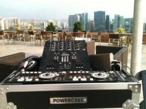 rzproducciones Turismo en Chile en Santiago |  animador, cantante, dj, amplificacion y luces para eventos, modelos, anfitrionas, baile entretenido, karaoke